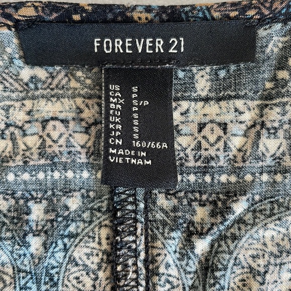 Forever 21 style romper. - Picture 2 of 2